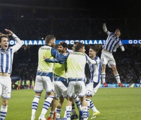 皇马暗自偷笑！巴萨3球被吹，西甲冠军11连胜告终