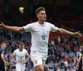 鲁本索萨预测阿隆索有机会拿到欧冠冠军，希克适合利物浦