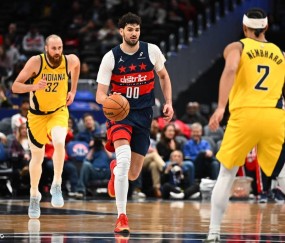 沃克空砍21+14+7 奇才7人得分上双胜步行者