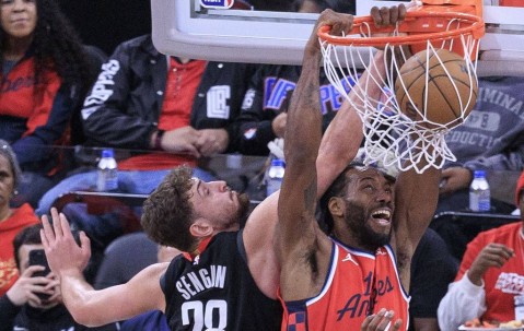 伦纳德41分哈登29分杜兰特22分 快船大胜火箭