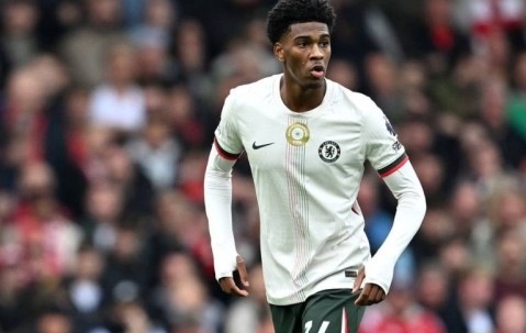 英超的天没变！阿森纳领跑积分榜，曼城3连胜，压力给到利物浦