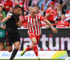 周四欧联杯:里昂主场迎战前进之鹰,法甲豪门能否横扫荷甲黑马?