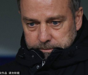 巴萨定位球防守频频失守！弗里克该如何破解这道难题？