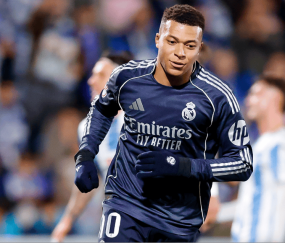 豪门狂欢夜:曼城2-0晋级4强 皇马3-2惊险晋级 巴黎3-2加冕6冠王