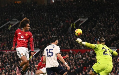 1-1！7000万欧神锋表现平淡，曼联遗憾战平倒数第3，积分反超利物浦