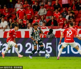 震撼！若日尼奥在巴西首季实现双冠梦想，背后隐藏了哪些不为人知的训练秘密？