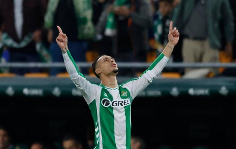 西甲最新积分战报：马竞遭遇两连败掉队 巴萨豪取六连胜领先皇马四分