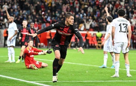 周一足球赛事分享：巴萨vs奥林匹亚科斯，勒沃库森vs巴黎圣日尔曼（内附扫盘）