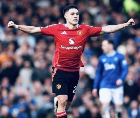 曼联：5000万法甲抢断王成为废柴，身价暴跌，已被阿莫林已经放弃