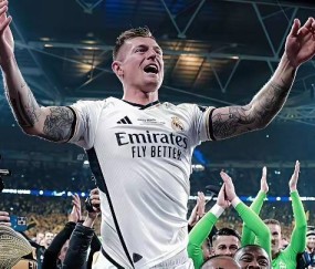 10笔疯狂转会逼疯73岁拜仁大佬！1.31亿抢人+截胡核心，英超钞能力太横？