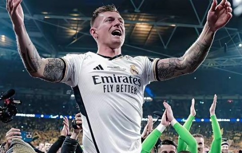 10笔疯狂转会逼疯73岁拜仁大佬！1.31亿抢人+截胡核心，英超钞能力太横？