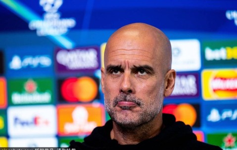 英超球队曼城主教练瓜迪奥拉出席欧冠赛前发布会