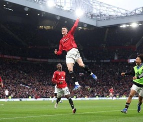 曼联一周双赛谢什科必首发！一特质征服更衣室，拉爵或放弃买前锋