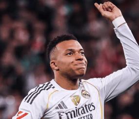 一场3-0让西甲争冠格局大乱,前2只差1分,姆巴佩追平C罗神纪录