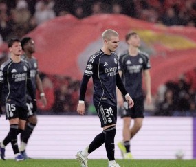 皇马2-4惨败本菲卡,跌至第9无缘直通16强:附加赛或再遇曼城