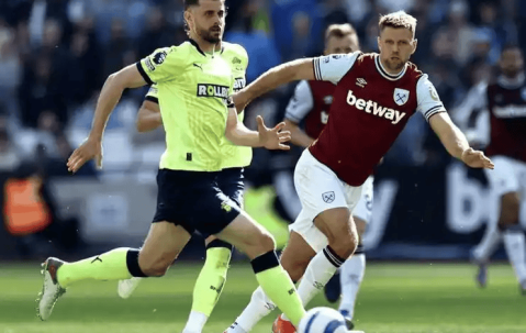 德甲中游卡位战！弗赖堡主场不败金身迎战科隆，防线漏洞对决谁能取胜？