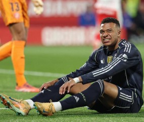 天助巴萨！赫罗纳爆冷1-1逼平皇马，皇马西甲三轮不胜距榜首仅差一分