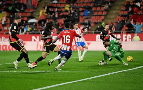 西甲德比！西班牙人主场破7场不胜魔咒？赫罗纳残阵死磕