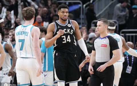 曝字母哥仍未提出交易申请 只要他不提雄鹿就一直耗着