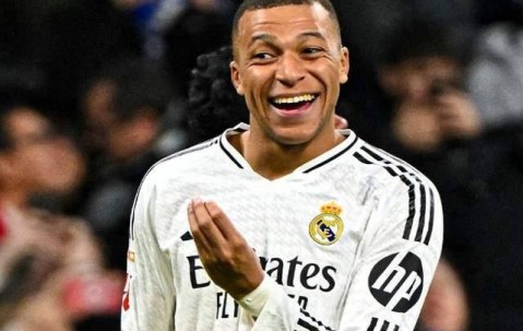 年度轰进55球！姆巴佩冲击C罗神迹，5场再入5球将改写皇马历史