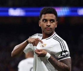 皇马愿7000万欧元出售状态低迷的24岁前锋 罗德里戈吸引多家豪门关注