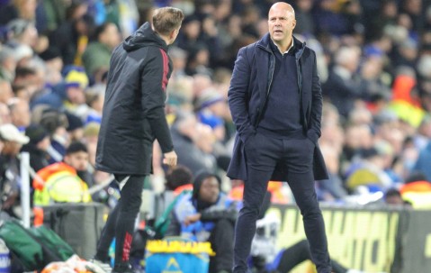 为何没让萨拉赫登场？斯洛特：当时需要守住胜局而不是进球