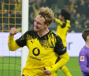 （体育）足球——德甲：多特蒙德胜门兴格拉德巴赫