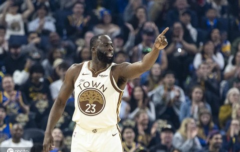 追梦格林20+3+6库里14+3+5 勇士擒黄蜂3连胜