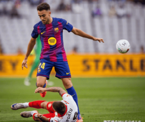西甲-阿劳霍补时绝杀巴萨2-1吉罗纳豪取三分领跑积分榜