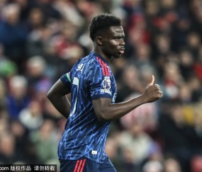 观战台:枪手苦战维拉+曼城遇黑马 梅西冲击生涯第47冠