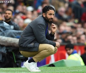 一日英超动向：利物浦走回老路终于赢球，阿森纳连胜优势太大