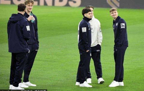 10岁被皇马错过！拜仁17岁天才6球2助攻闪耀德甲，父亲曾拒绝伯纳乌试训