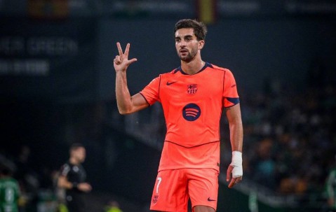 连进五球！巴萨5-3翻盘，悍将戴帽，西甲狂飙6连胜，稳住头名位置