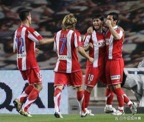 炸裂!小西蒙尼凌空斩,马竞2-0贝蒂斯距前二仅3分