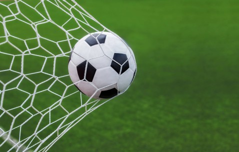 西甲巴萨1-0皇马 费尔明制胜球助巴萨登顶