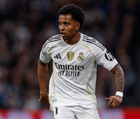 欧冠一战引爆转会市场！瓜迪奥拉亲自挖角，皇马1亿标价吓退曼城？