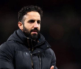 阿莫林曾以为曼联主场危机已解,然而现实让他大失所望!