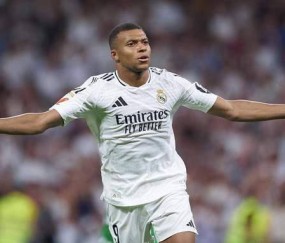 巴萨VS埃尔切：新星亚马尔的困境与挑战