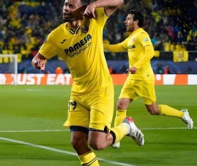 西甲最新积分榜!巴萨5-3贝蒂斯稳坐榜首,黄潜2-0第三,马竞0-1毕巴2连败