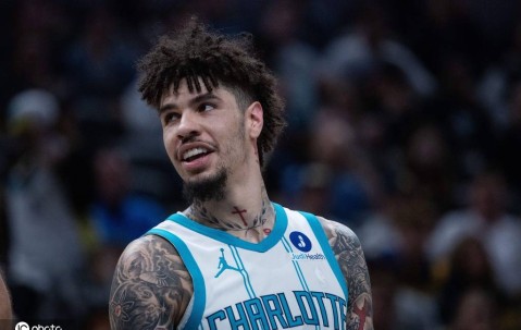 三球引发主控逃跑危机 莫兰特吹杨哈登都要换队？