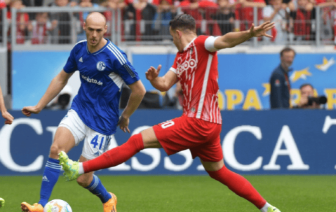 周四021欧罗巴前瞻：弗赖堡主场迎萨尔茨堡，德甲铁壁对决奥超狂徒