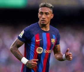 赤子丹心映红蓝!拉菲尼亚向身边人立誓:未圆欧冠梦,绝不离开巴塞罗那