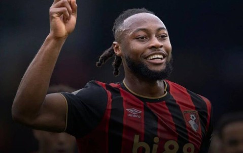 曼联球迷亲朋担心塞门约错选曼城，但其心意已决！阿莫林暗示冬窗不买人