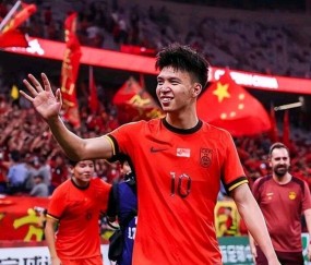 19岁国足新星登陆德乙，半年冲德甲，复刻传奇？