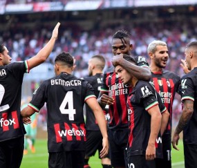 意甲领头羊轰然倒地!萨里神换人导演绝杀,拉齐奥1-0复仇AC米兰