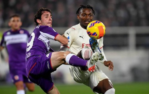 AC米兰主场迎战佛罗伦萨，胜负天平向谁倾斜？