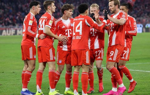 德甲-奥利塞2射1传迪亚斯2传1射 凯恩传射拜仁8-1狼堡