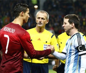 字母哥:我认为梅西可能是历史第一人!虽然我喜欢C罗!