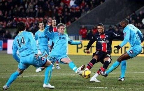 周三029:法甲 巴黎FCVS里昂,专家最新比分预测!