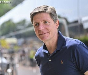 发布会炮轰、赛季末离任！格拉斯纳与水晶宫，一场不可避免的决裂